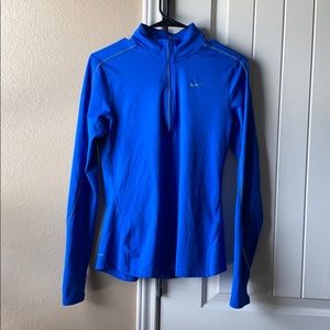 NIKE FITTED RUNNING JACKET